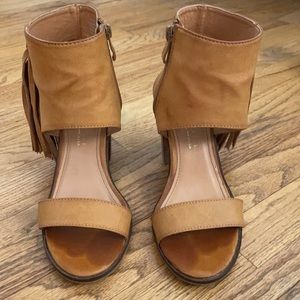 Tassle heels